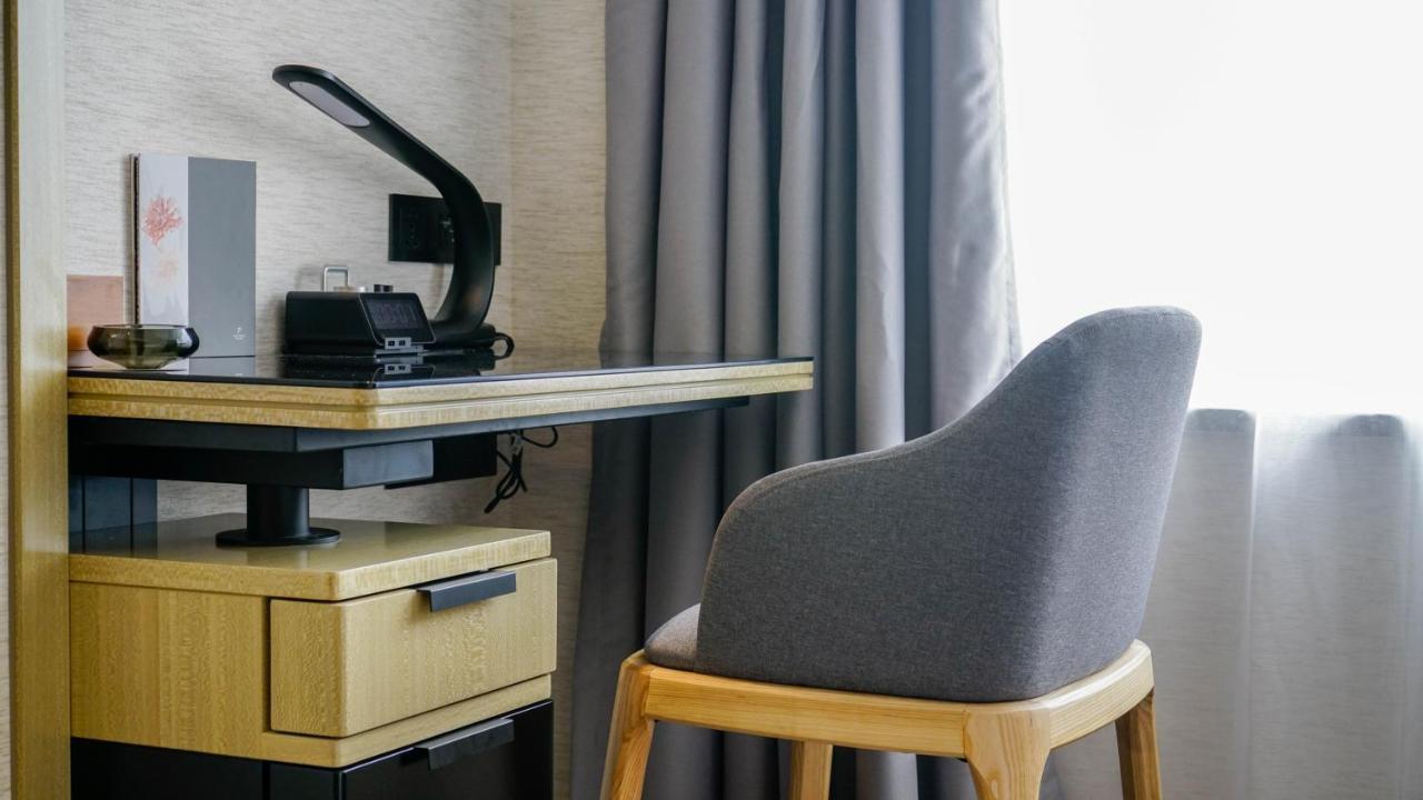 Paco Hotel Guangzhou Jiangtai Road Metro Branch Экстерьер фото