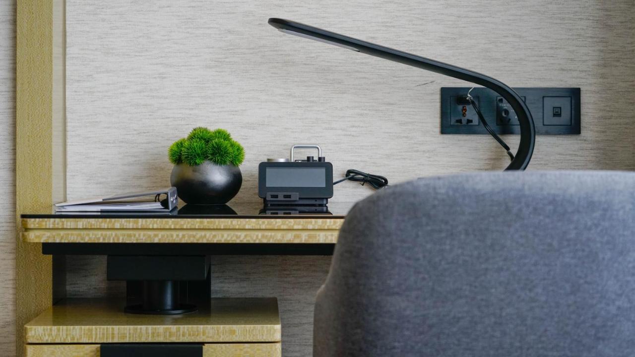 Paco Hotel Guangzhou Jiangtai Road Metro Branch Экстерьер фото
