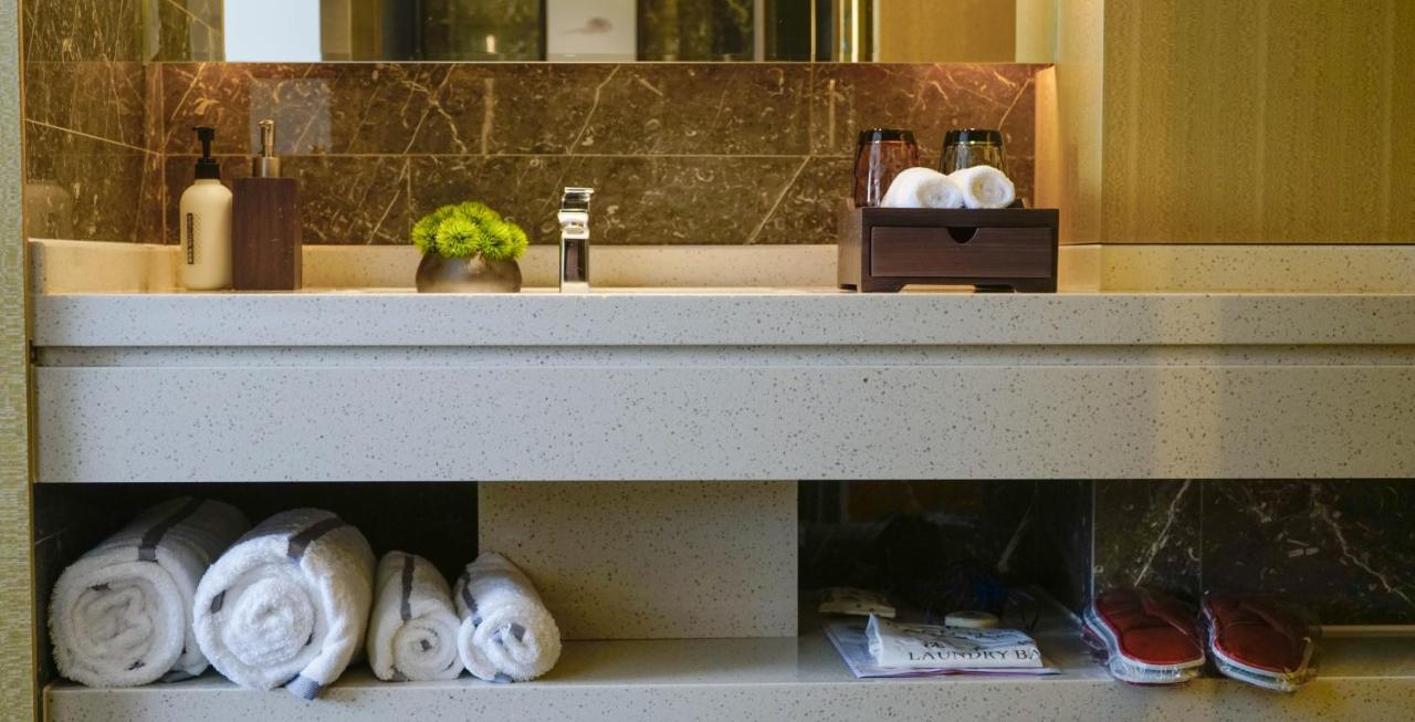 Paco Hotel Guangzhou Jiangtai Road Metro Branch Экстерьер фото
