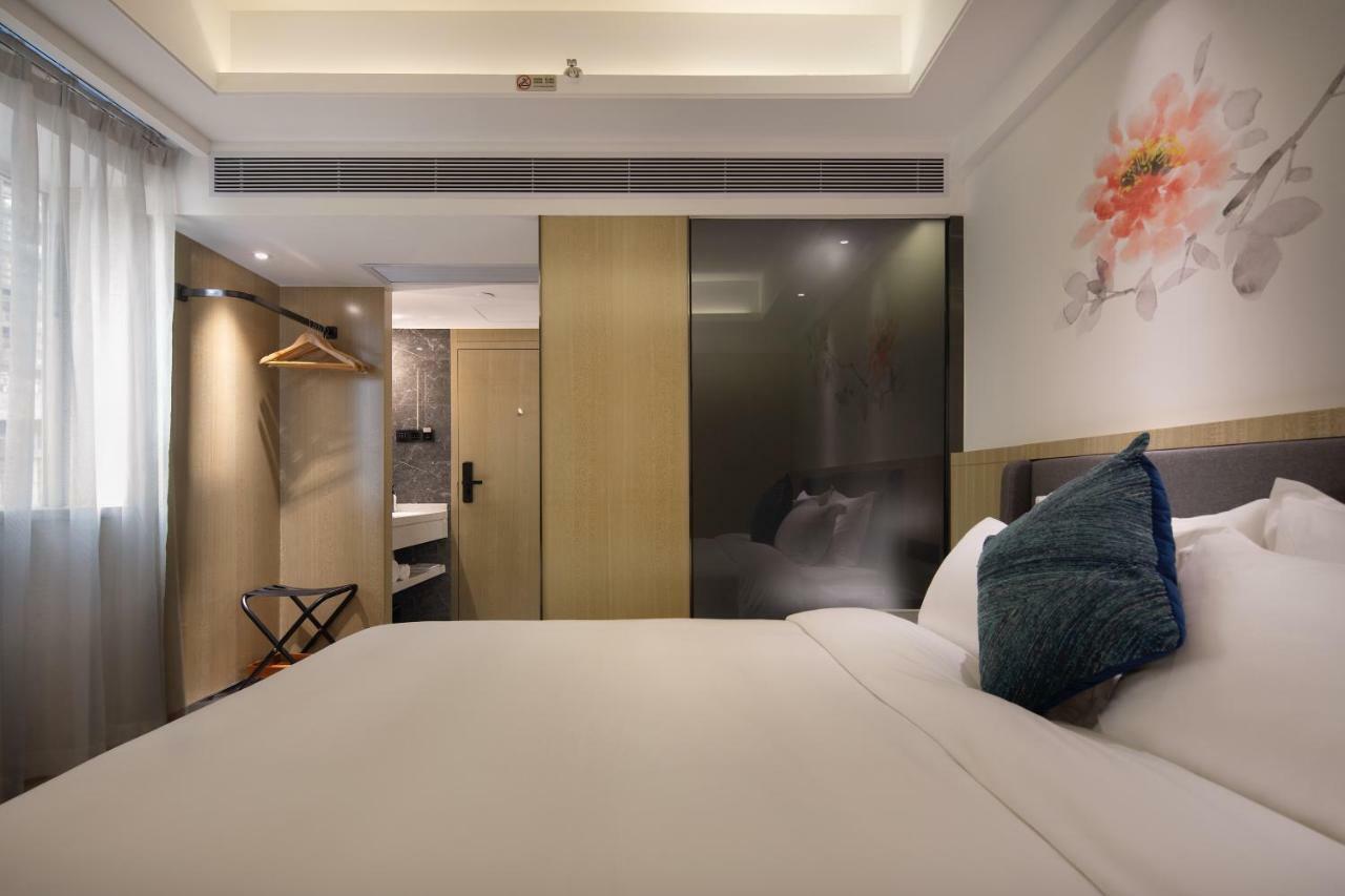 Paco Hotel Guangzhou Jiangtai Road Metro Branch Экстерьер фото